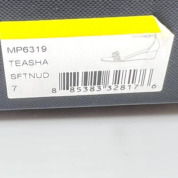 Badgley Mischka Size 7 Teasha Soft Nude Satin Jeweled Wedges Dress Sandals Shoes - Picture 15 of 15